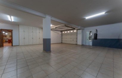 Reventa - Villa - Peña las aguilas - Peña de Las Águilas