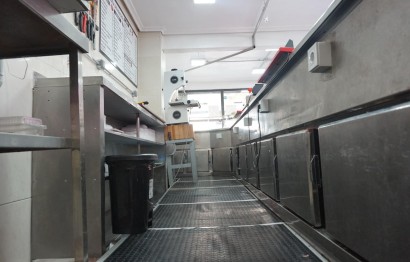 Reventa - Comercial - Elche - Asilo - Pisos Azules