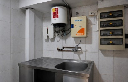 Reventa - Comercial - Elche - Asilo - Pisos Azules