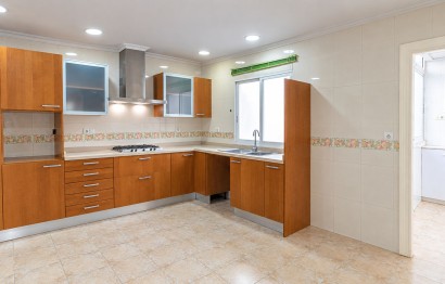 Reventa - Apartamento / piso - Elche - Centro