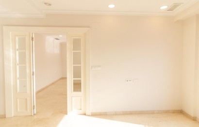Reventa - Apartamento / piso - Elche - Centro