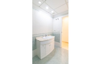 Reventa - Apartamento / piso - Elche - Centro