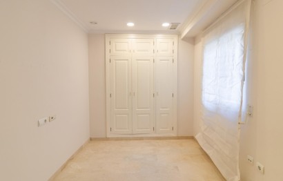 Reventa - Apartamento / piso - Elche - Centro