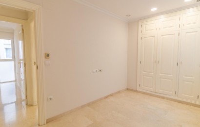 Reventa - Apartamento / piso - Elche - Centro