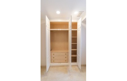 Reventa - Apartamento / piso - Elche - Centro