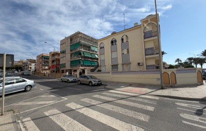 Resale - Apartment / flat - Santa Pola - Santiago bernabeu