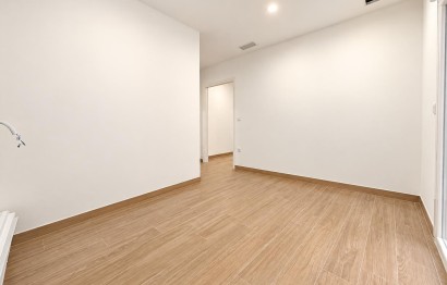 Resale - Apartment / flat - Elche - Plaza Crevillente-Juzgados