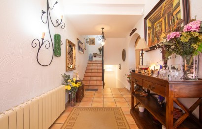 Reventa - Villa - Peña las aguilas - Peña de Las Águilas