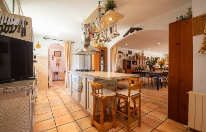 Reventa - Villa - Peña las aguilas - Peña de Las Águilas