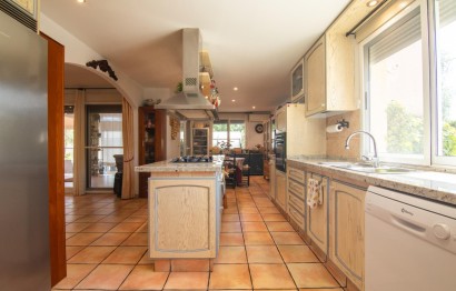 Reventa - Villa - Peña las aguilas - Peña de Las Águilas