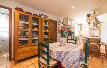 Reventa - Villa - Peña las aguilas - Peña de Las Águilas