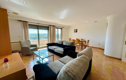 Alquiler a largo plazo - Apartamento / piso - Elche - Corazon de Jesus