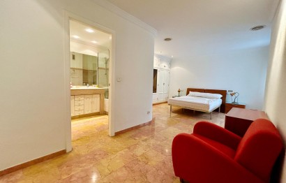 Alquiler a largo plazo - Apartamento / piso - Elche - Corazon de Jesus