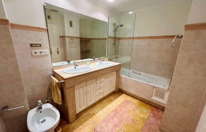 Alquiler a largo plazo - Apartamento / piso - Elche - Corazon de Jesus