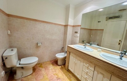 Alquiler a largo plazo - Apartamento / piso - Elche - Corazon de Jesus
