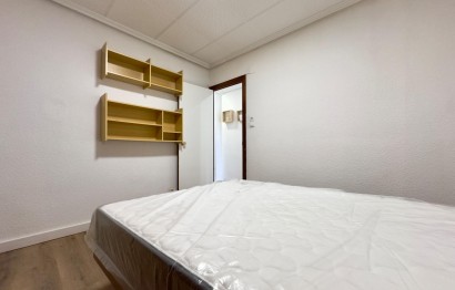 Alquiler a largo plazo - Apartamento / piso - Elche - Corazon de Jesus