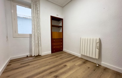 Alquiler a largo plazo - Apartamento / piso - Elche - Corazon de Jesus