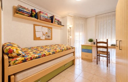 Reventa - Apartamento / piso - Elche - Plaza Crevillente-Juzgados