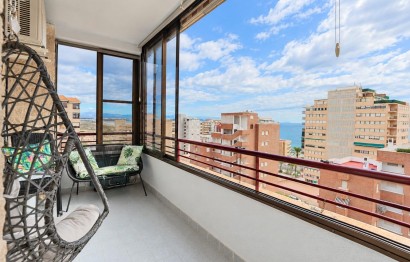 Resale - Apartment / flat - Arenales del Sol - Tercera linea playa