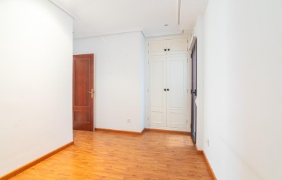 Resale - Duplex - Elche - Raval - Puertas Coloradas