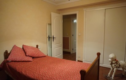 Resale - Villa - Perleta - Maitino-Perleta