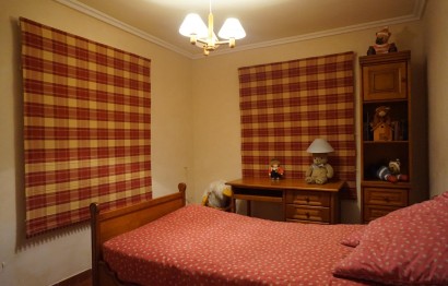 Resale - Villa - Perleta - Maitino-Perleta