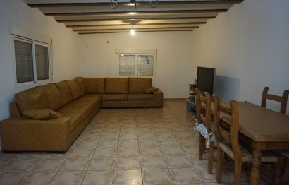 Resale - Villa - Perleta - Maitino-Perleta