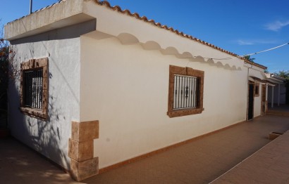 Resale - Villa - Perleta - Maitino-Perleta