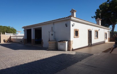 Resale - Villa - Perleta - Maitino-Perleta