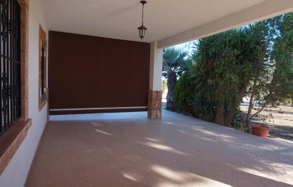 Resale - Villa - Perleta - Maitino-Perleta