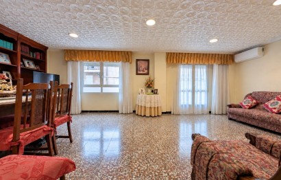 Resale - Apartment / flat - Elche - Plaza Madrid