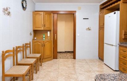Resale - Apartment / flat - Elche - Plaza Madrid