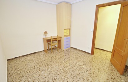 Resale - Apartment / flat - Elche - Plaza Madrid