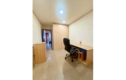 Reventa - Apartamento / piso - Elche - Plaza Crevillente-Juzgados