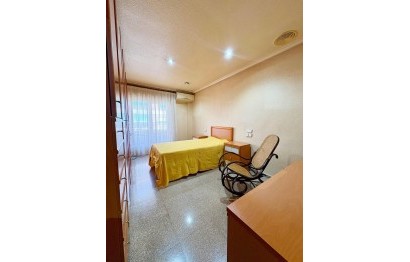 Reventa - Apartamento / piso - Elche - Plaza Crevillente-Juzgados