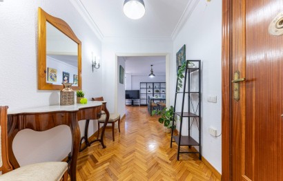 Resale - Apartment / flat - Alicante - Centro