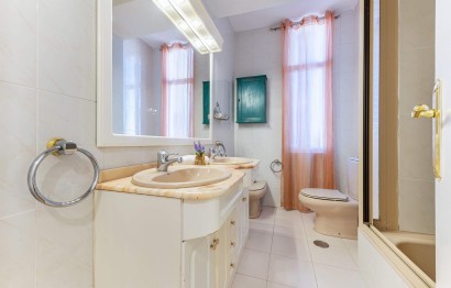 Resale - Apartment / flat - Alicante - Centro