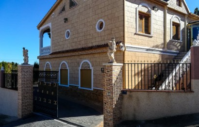 Resale - Villa - Crevillent - PTD.SAN ANTONIO