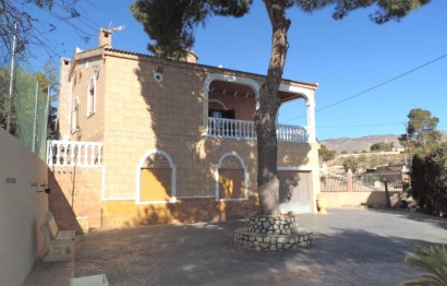 Resale - Villa - Crevillent - PTD.SAN ANTONIO