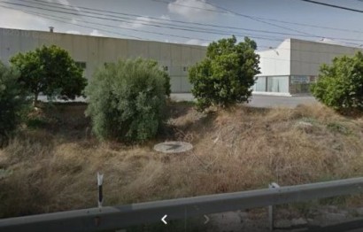 Reventa - Industrial unit - Orihuela - Zona Centro