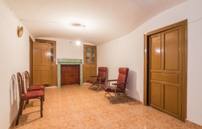 Resale - Townhouse - Algueña - CENTRO ALGUEÑA ESPAÑA