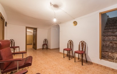 Resale - Townhouse - Algueña - CENTRO ALGUEÑA ESPAÑA