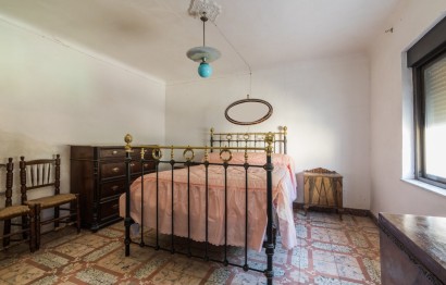 Resale - Townhouse - Algueña - CENTRO ALGUEÑA ESPAÑA