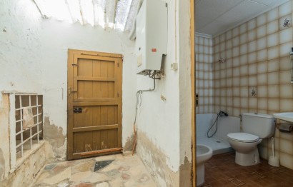 Resale - Townhouse - Algueña - CENTRO ALGUEÑA ESPAÑA