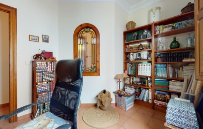 Resale - Villa - Pilar de la Horadada - PILAR DE LA HORADADA