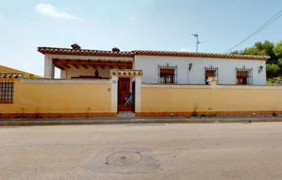 Resale - Villa - Pilar de la Horadada - PILAR DE LA HORADADA
