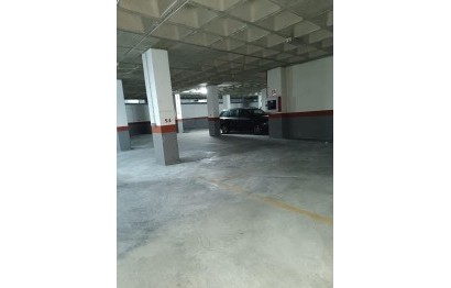 Revente - Garage - Elche - Universidad - Ciudad deportiva