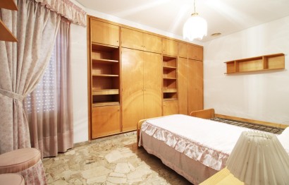 Resale - Apartment / flat - Elche - Center