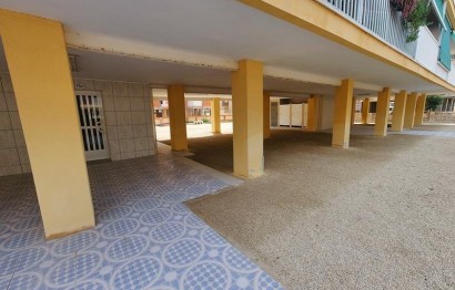 Resale - Apartment - Santa Pola - Centro