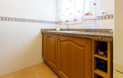 Resale - Apartment - Santa Pola - Centro